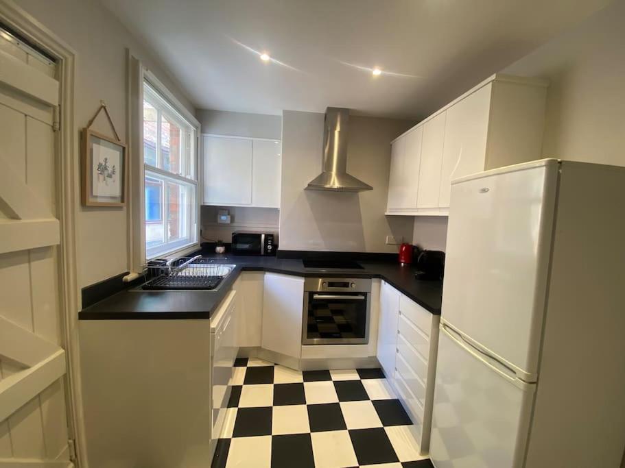 Sl - Fabulous 2 Bed Character Property Close To Town Stratford-upon-Avon Exterior photo